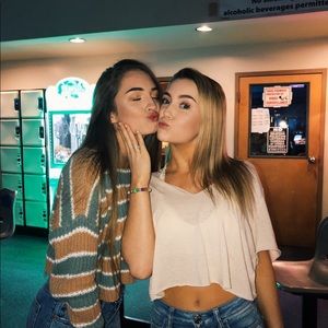 Meet your Posher, Makayla